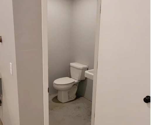 SmallWarehouseBathroom